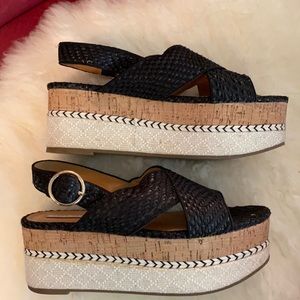 Zara trafaluc flat form sandals